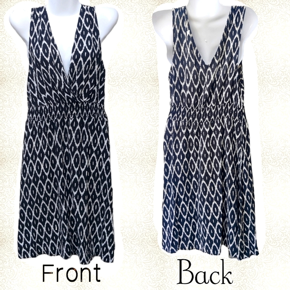 🗺 George, Ikat Print, Black & White Summer Dress V-Neck Front & Back Size Large
